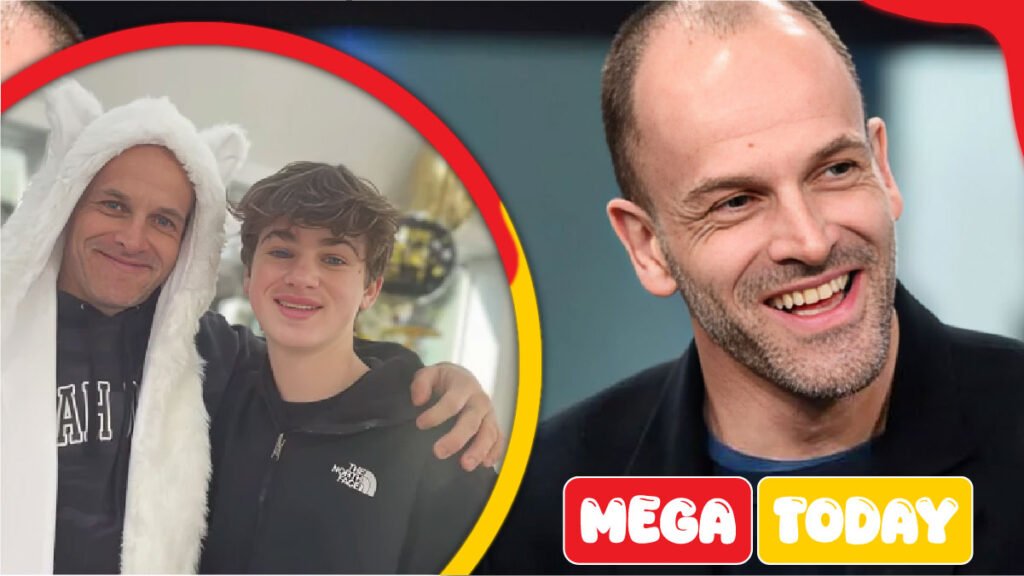 Who Is Buster Timothy Miller? Exclusive Look at Jonny Lee Miller’s Son Who Is Buster Timothy Miller? Exclusive Look at Jonny Lee Miller's Son